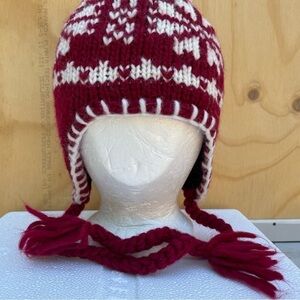 Eddie Bauer Beanie Unisex one size Wool Blended knit Red /white Snowflake Winter
